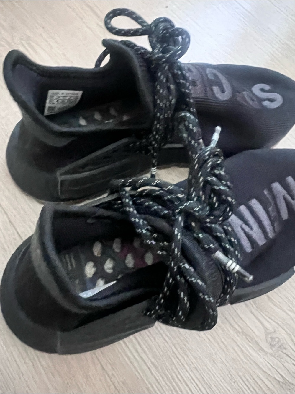 adidas - adidas x Pharrell NMD Hu Trail PRD 'Infinite Species - Picture 5 of 9
